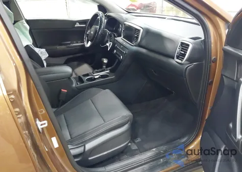 2020 Kia Sportage Lx z USA, uszkodzony, nr VIN KNDPMCAC5L7752379